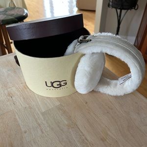 Brand new. Never worn! Earmuffs